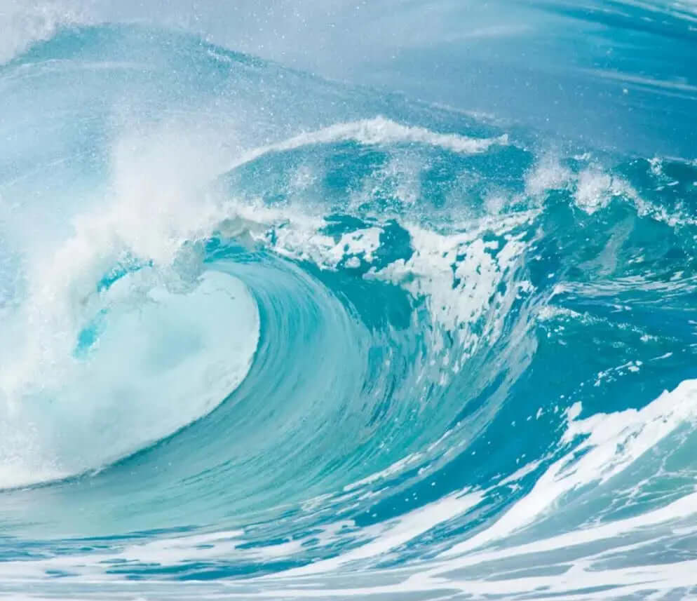 Ocean Breeze Candle - Blue Serene Candles