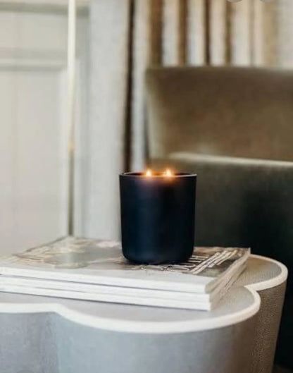Snuggles candle - alternate view